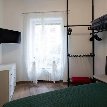 Domus Revoltella Apartmán *