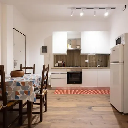 Domus Revoltella Apartament *